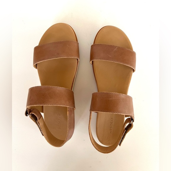 Nisolo Women's Leather Go-To Flatform Sandal 2.0 in Almond/Cream, size 9.5 - Picture 3 of 13